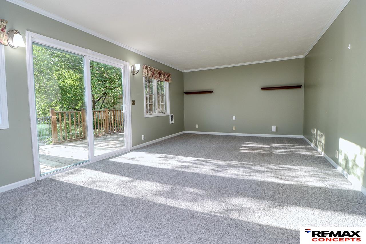 200 S Cotner Boulevard