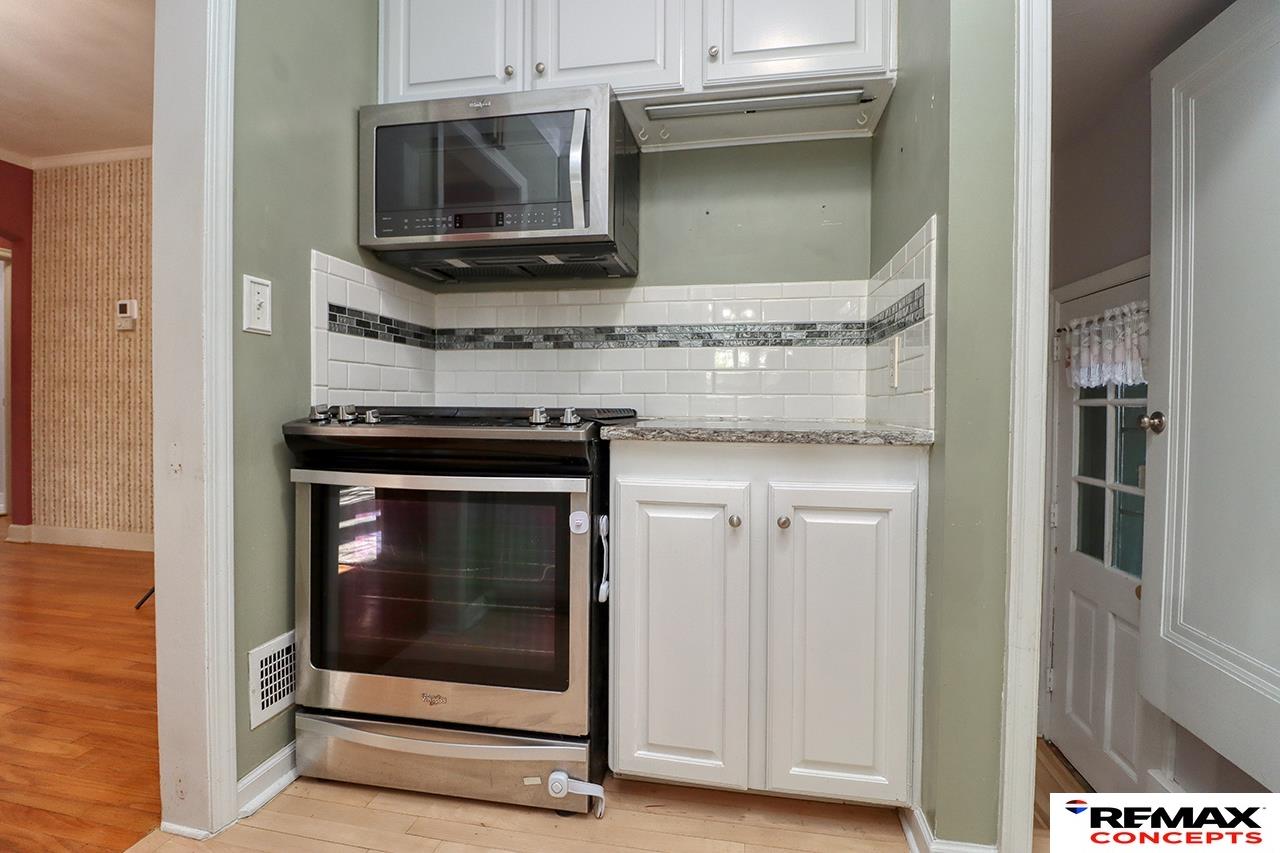 200 S Cotner Boulevard
