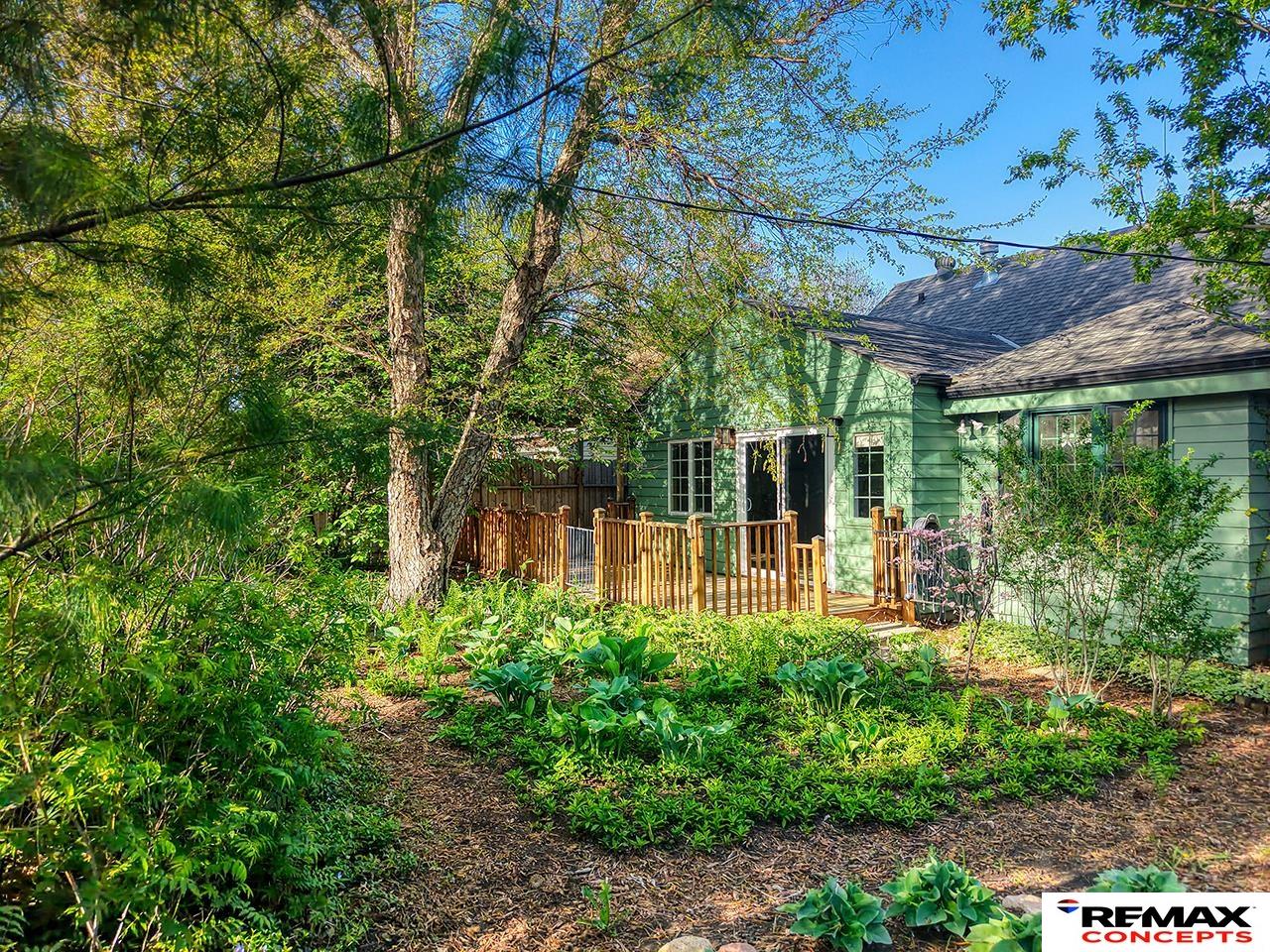 200 S Cotner Boulevard