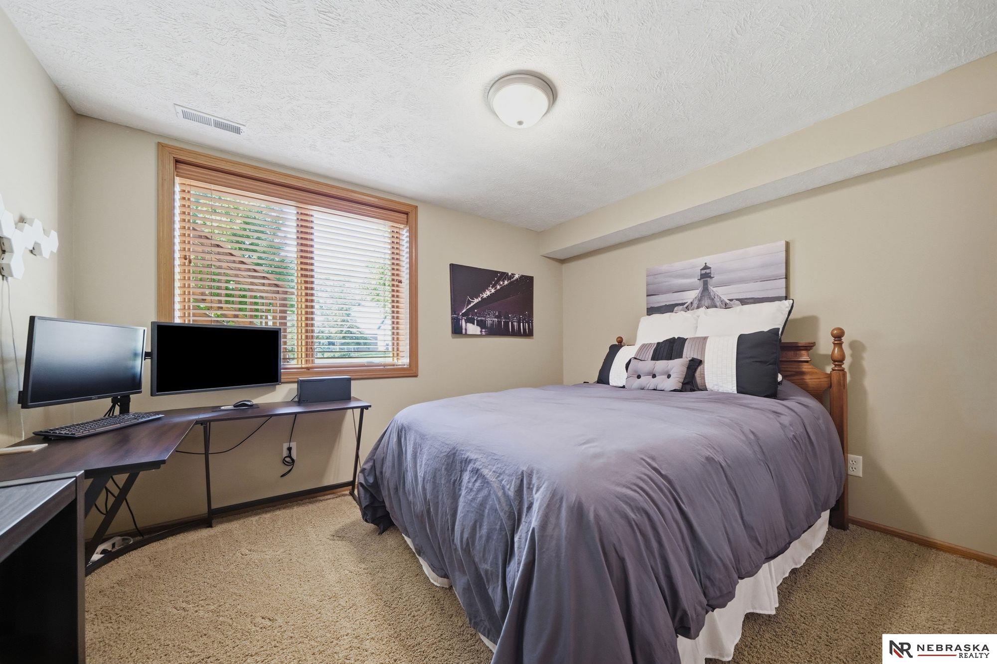 7835 S 34th Street Circle