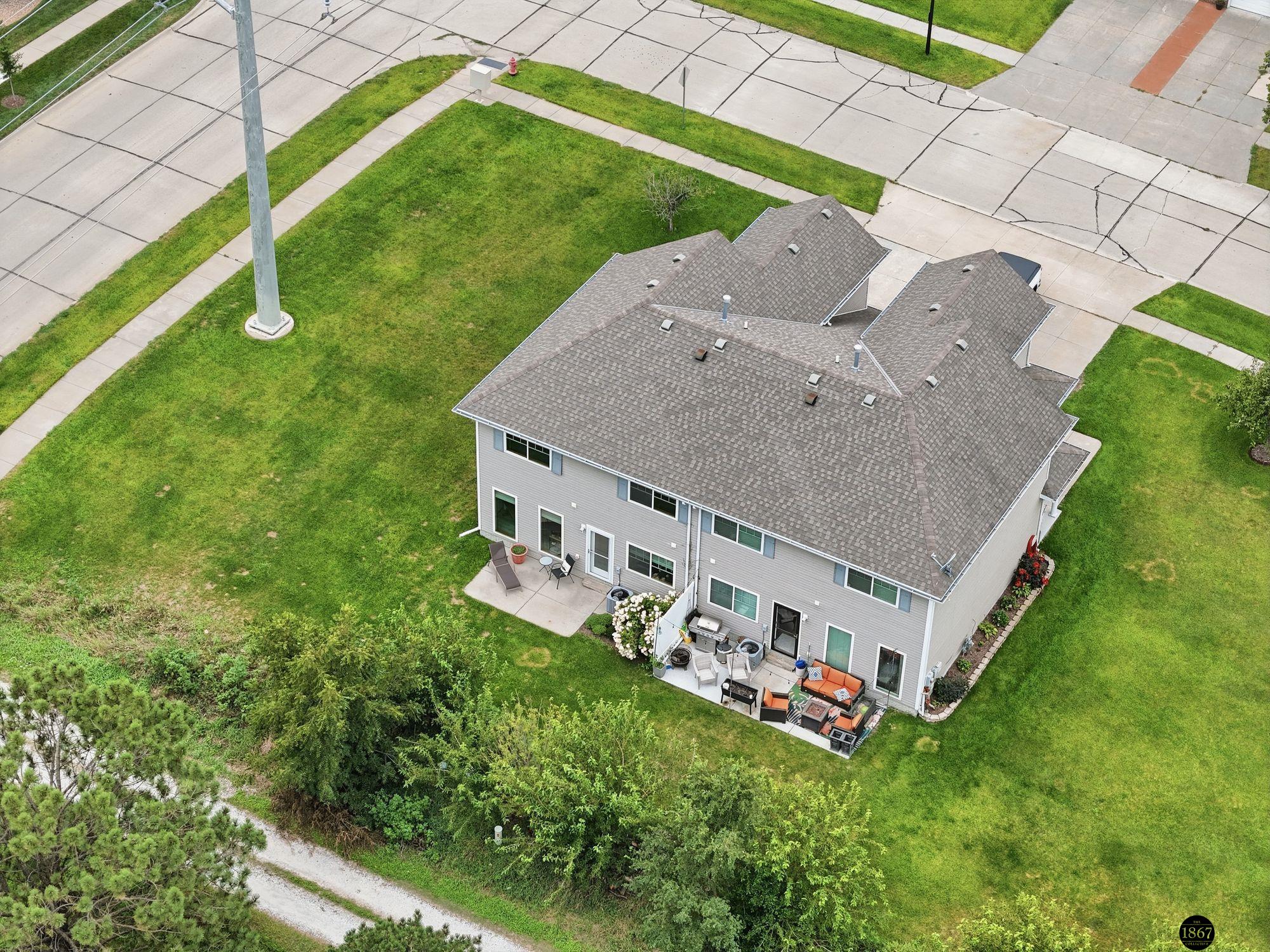 2310 N 91St Street