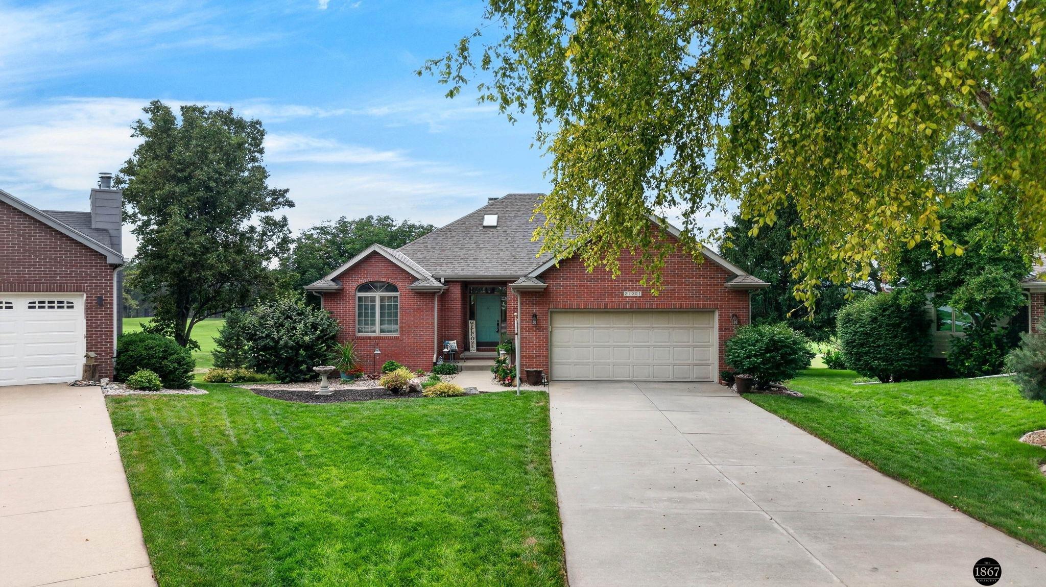 21901 Woodland Hills Circle