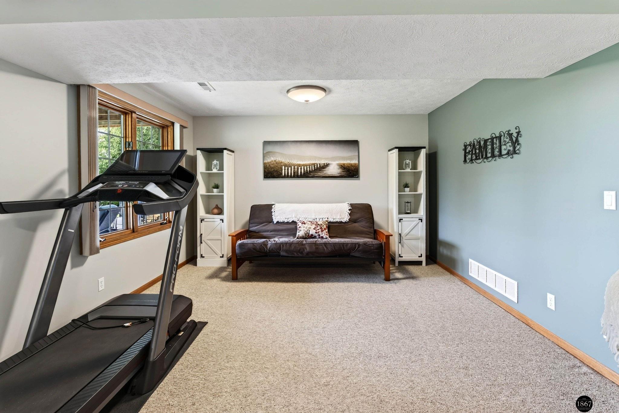 21901 Woodland Hills Circle