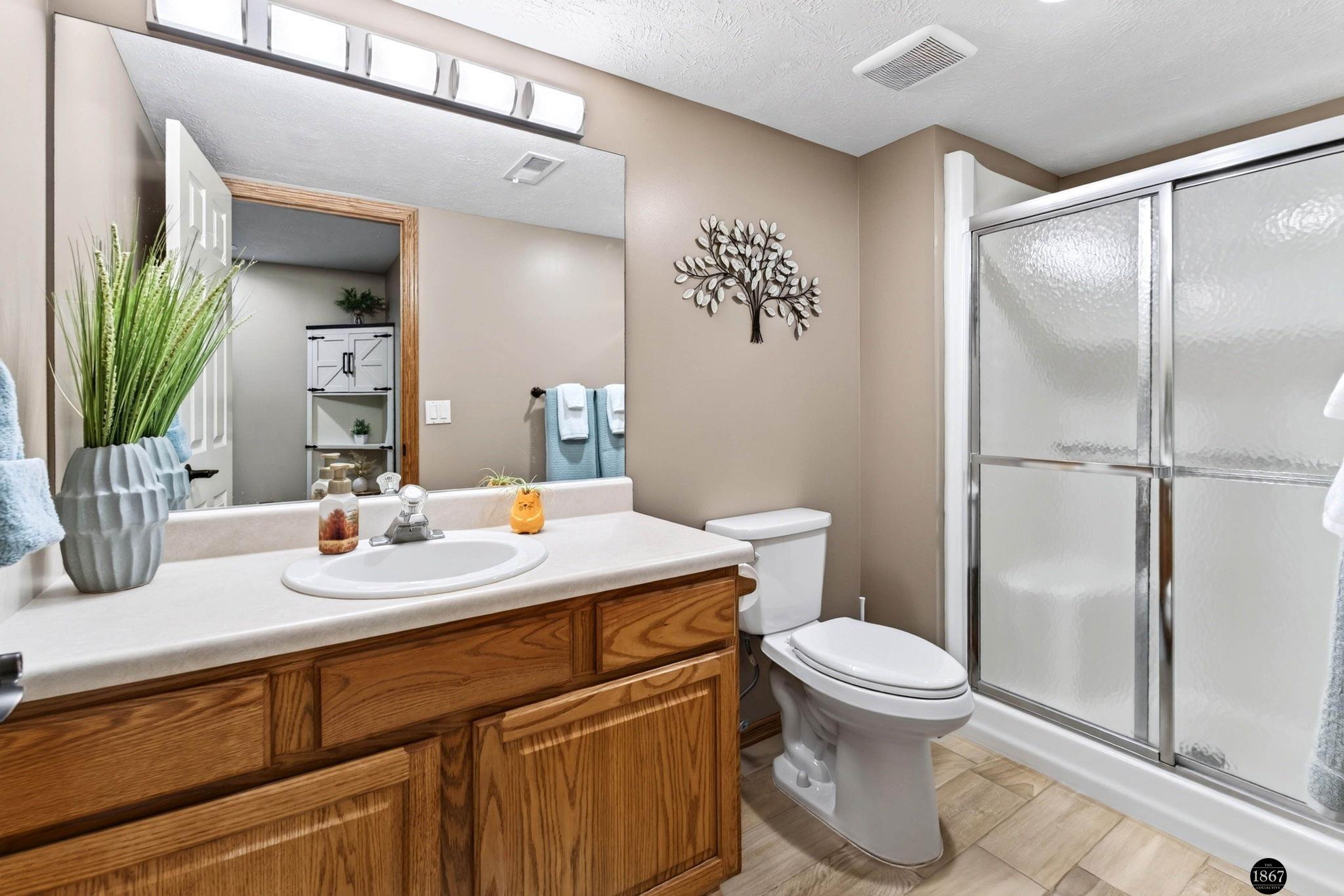 21901 Woodland Hills Circle