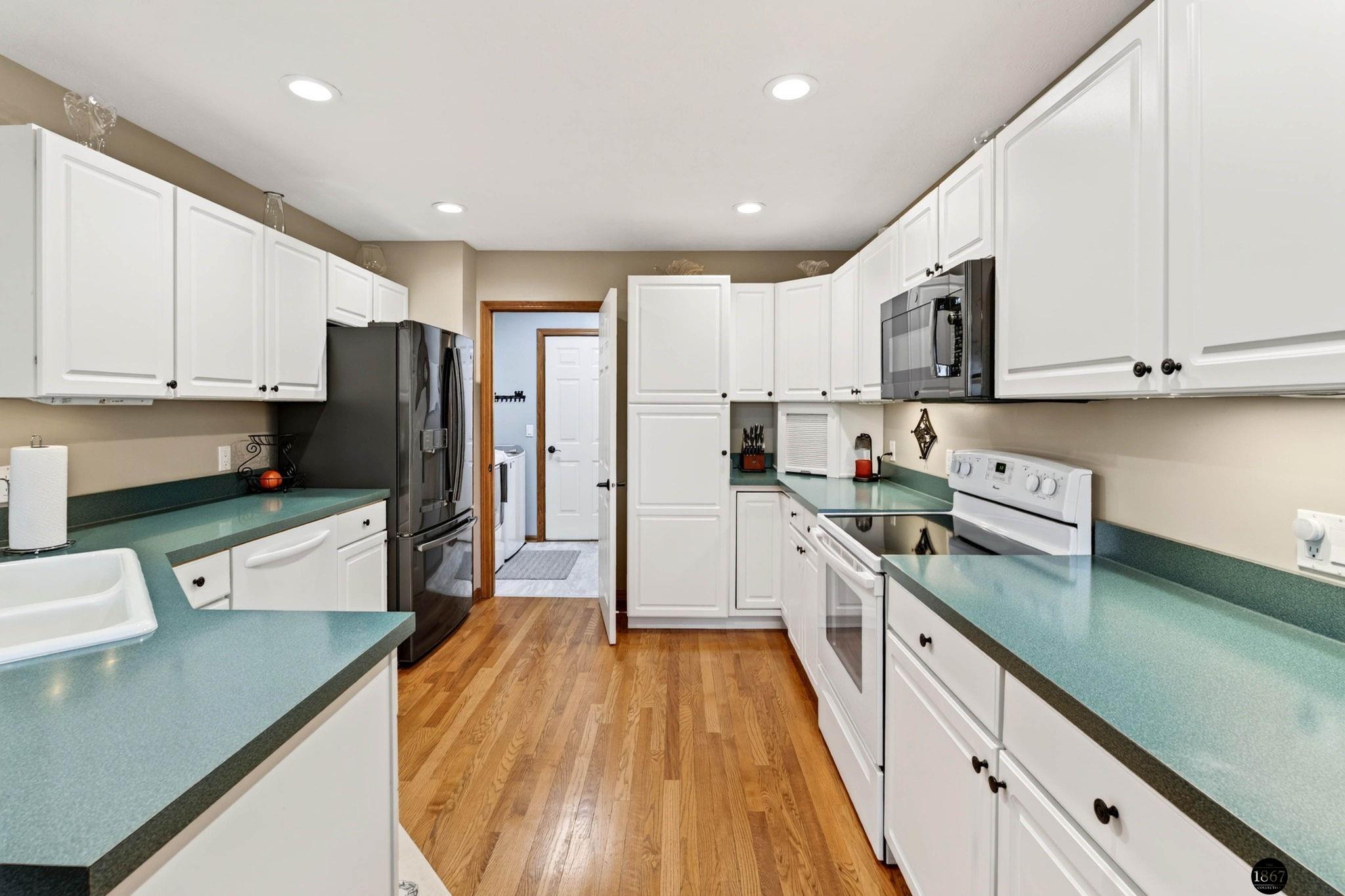 21901 Woodland Hills Circle