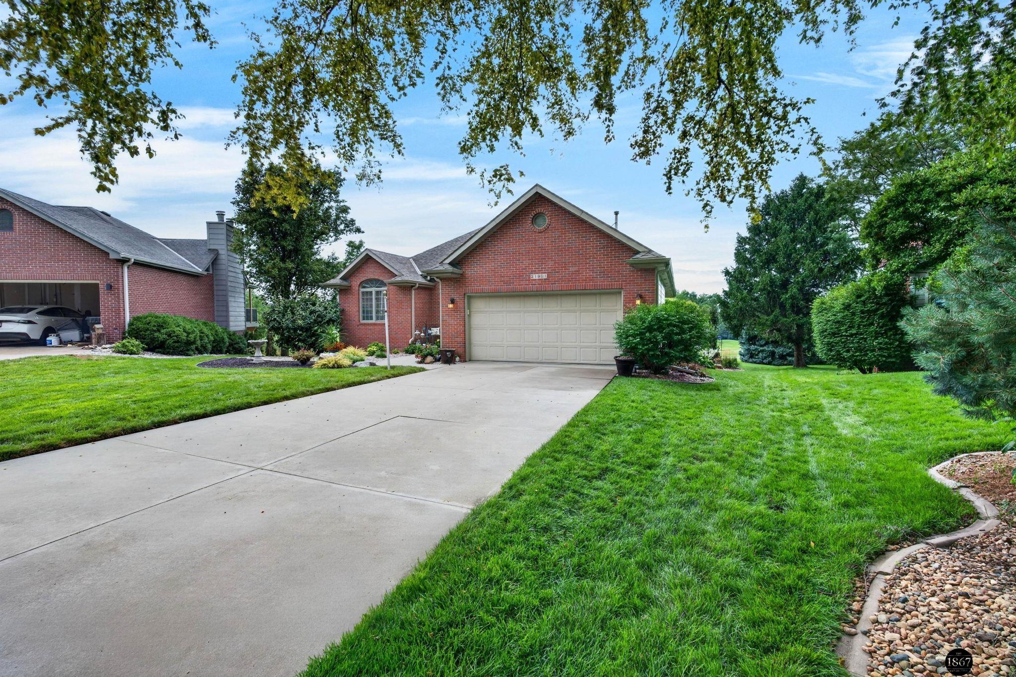 21901 Woodland Hills Circle