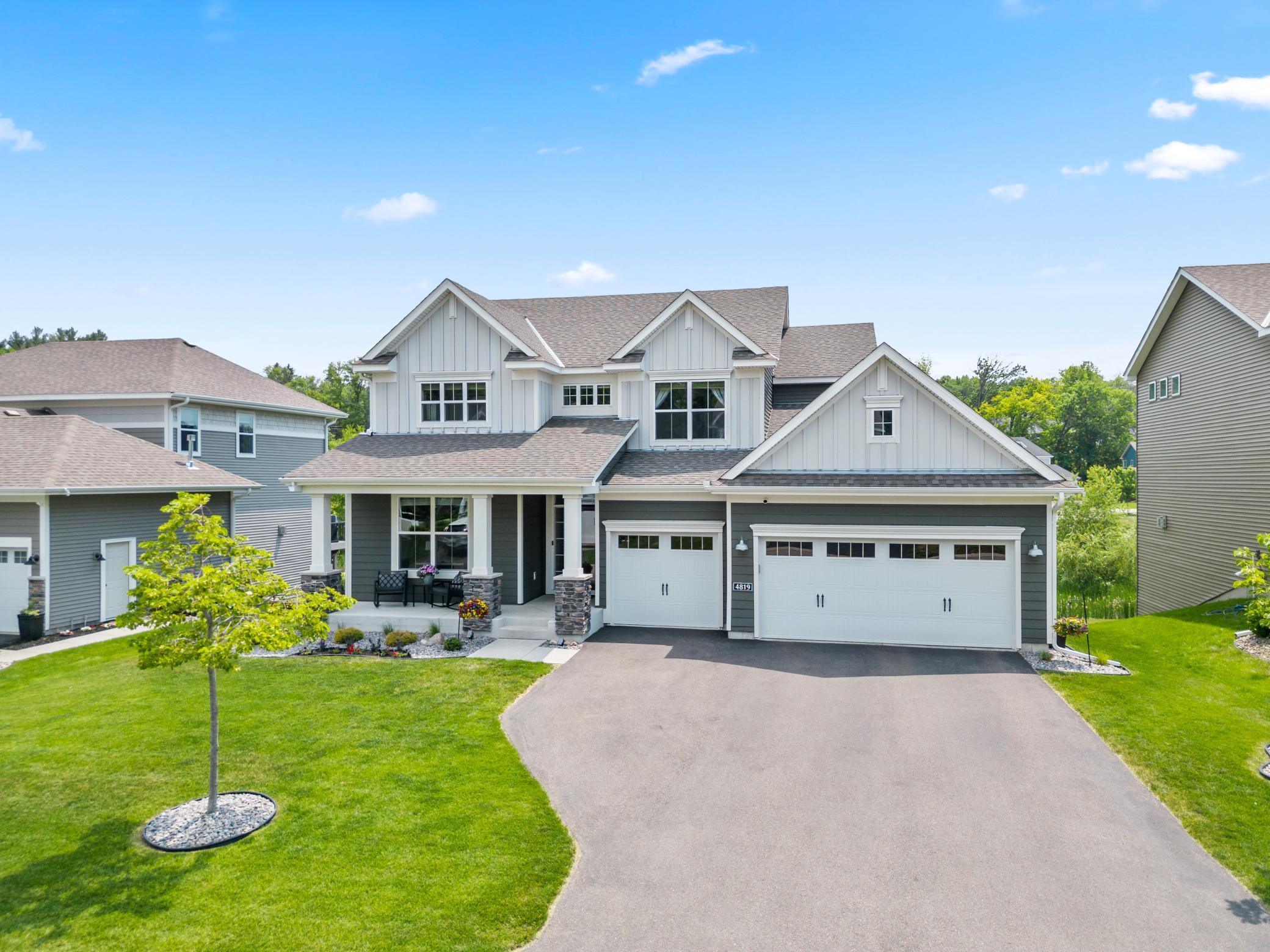 4819 Red Oak Lane
