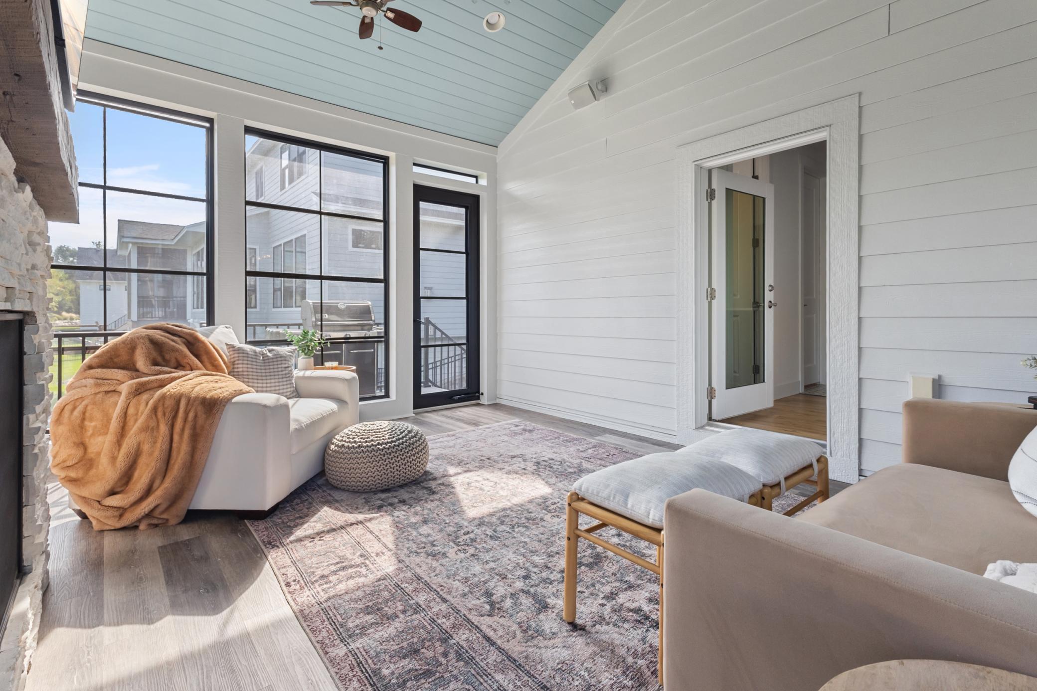 5690 Zanzibar Lane N