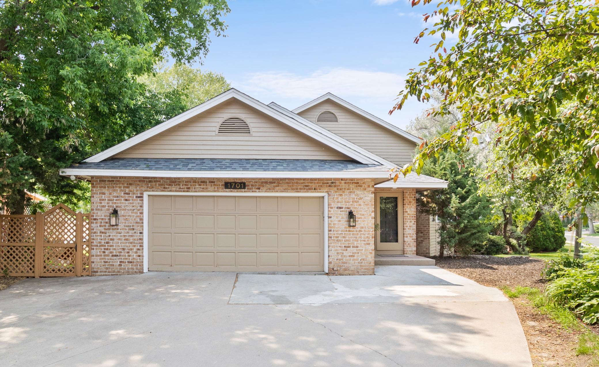 1701 Baywood Lane