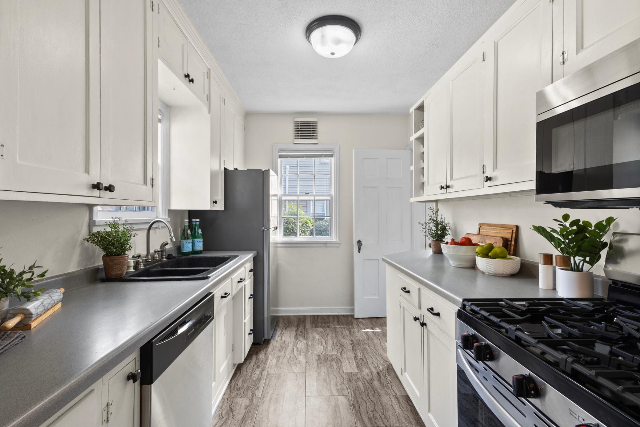 3900 Yosemite Avenue S