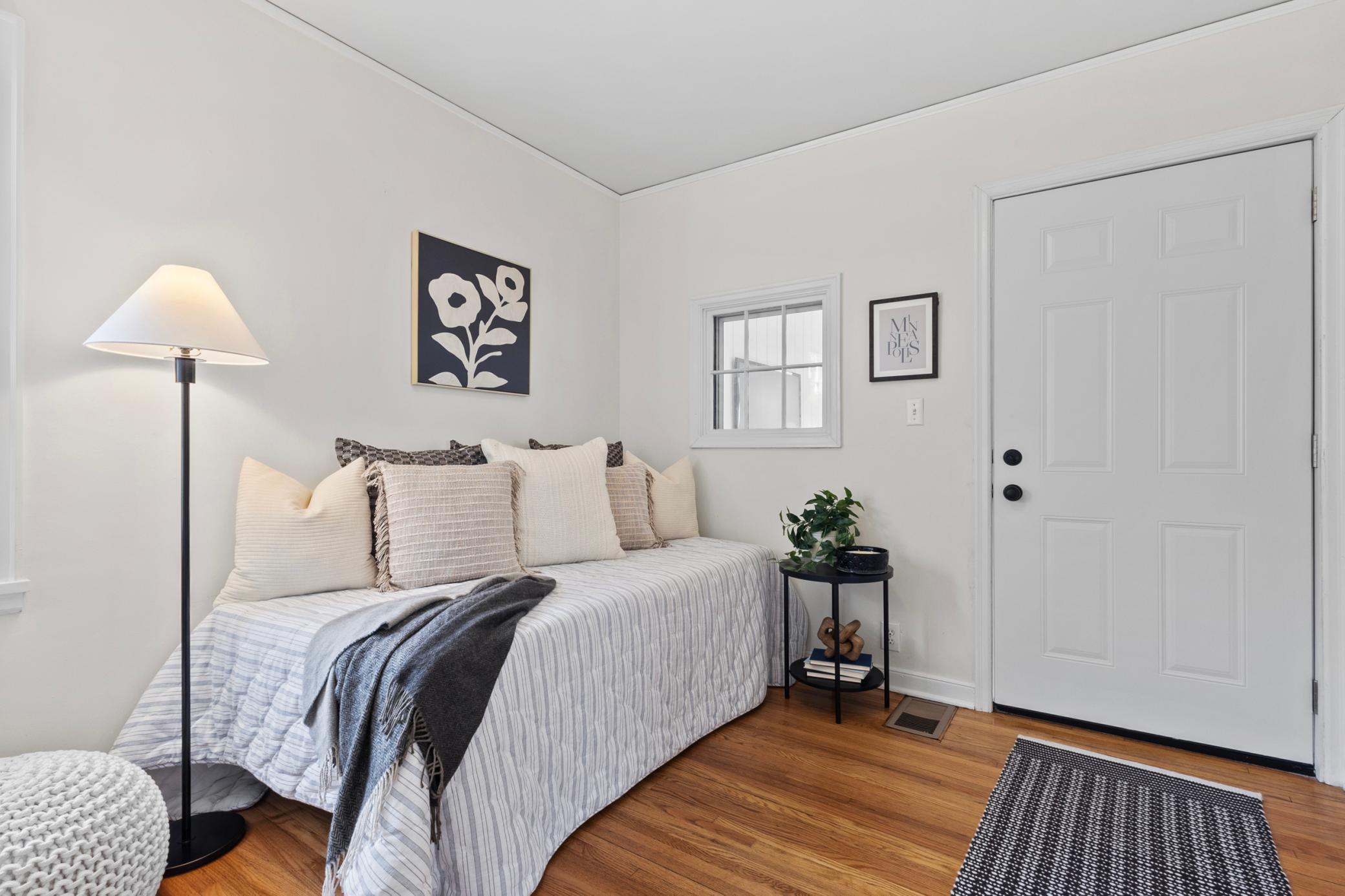 3900 Yosemite Avenue S