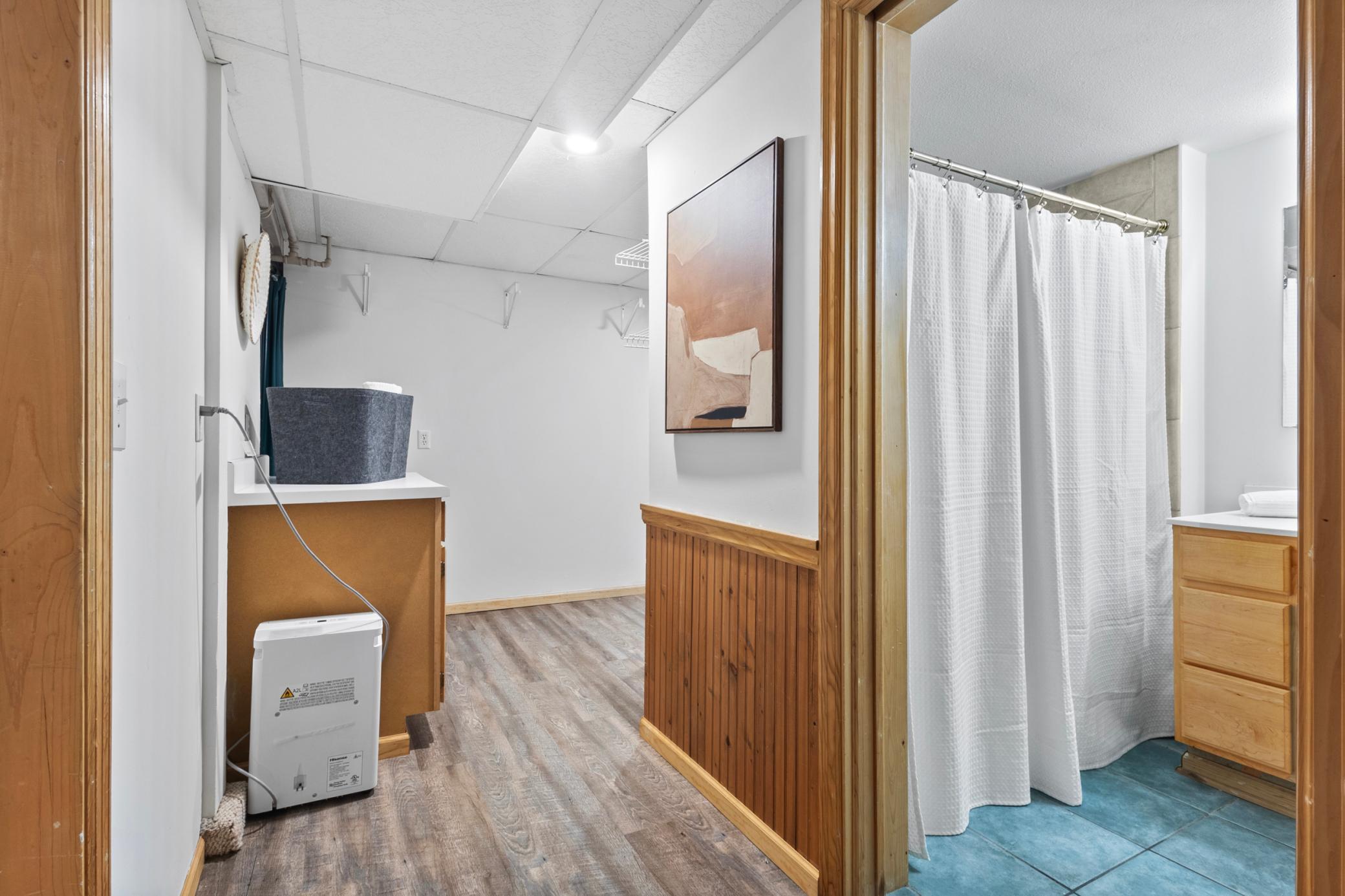 3900 Yosemite Avenue S