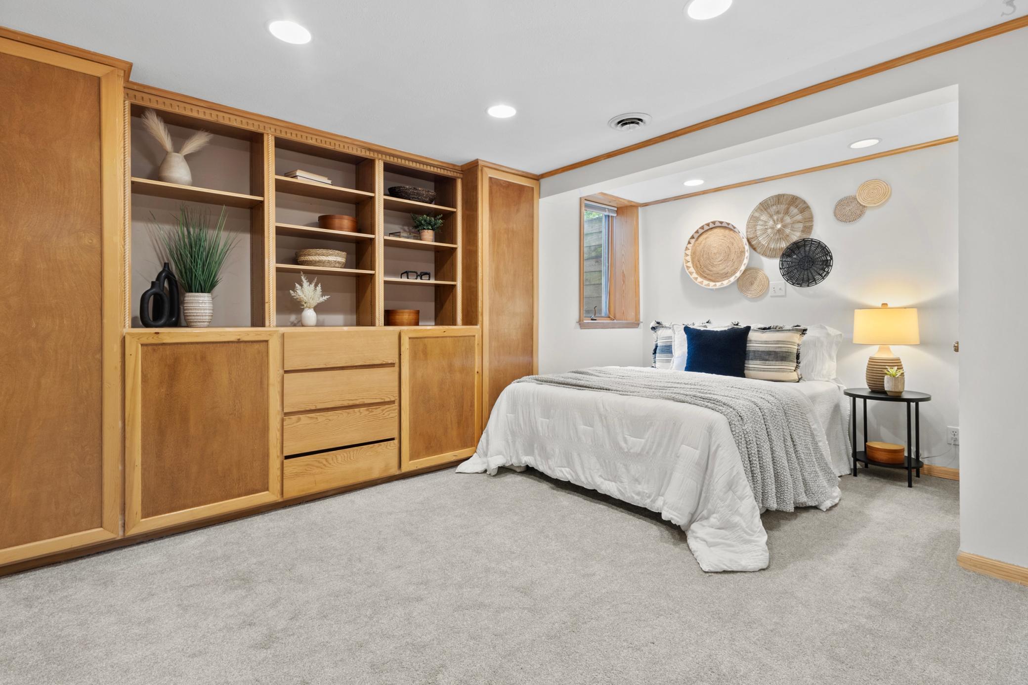 3900 Yosemite Avenue S