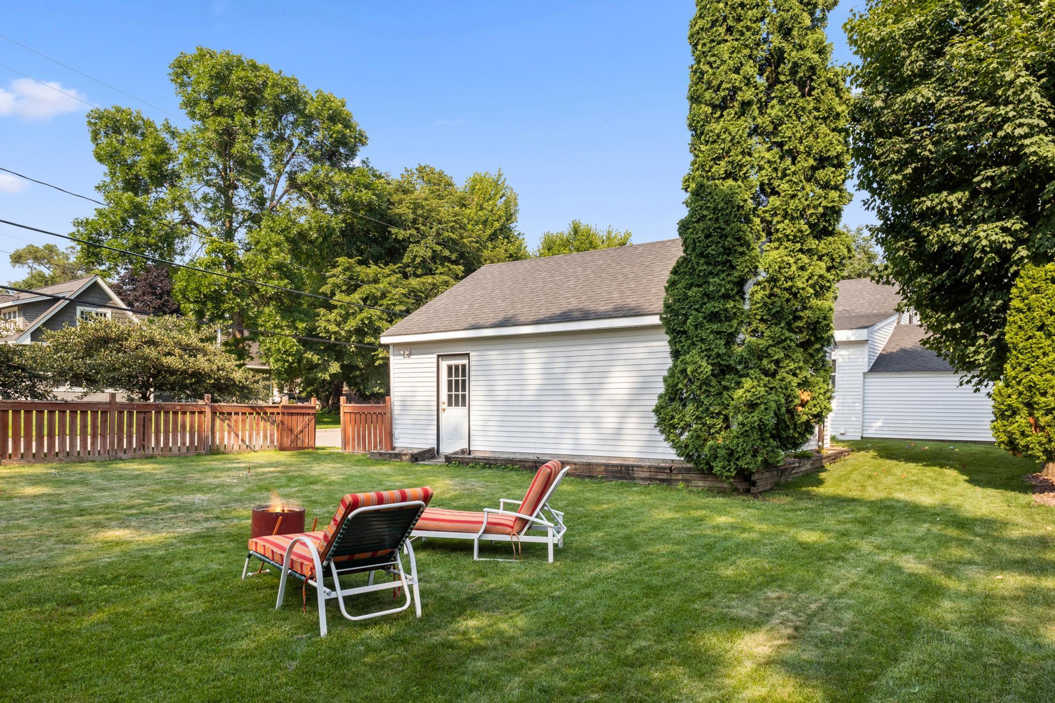 3900 Yosemite Avenue S