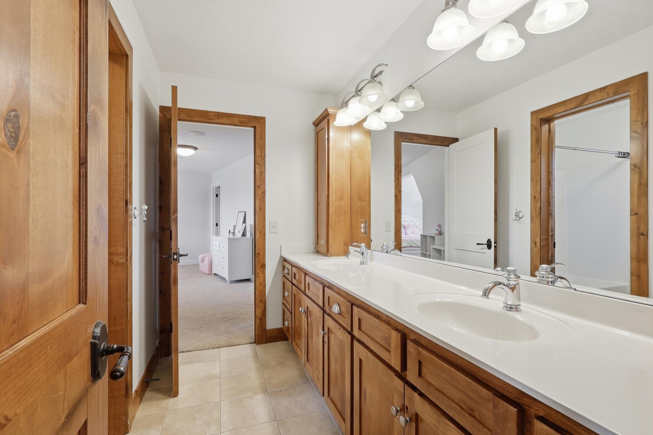 4435 Bluebell Trail S