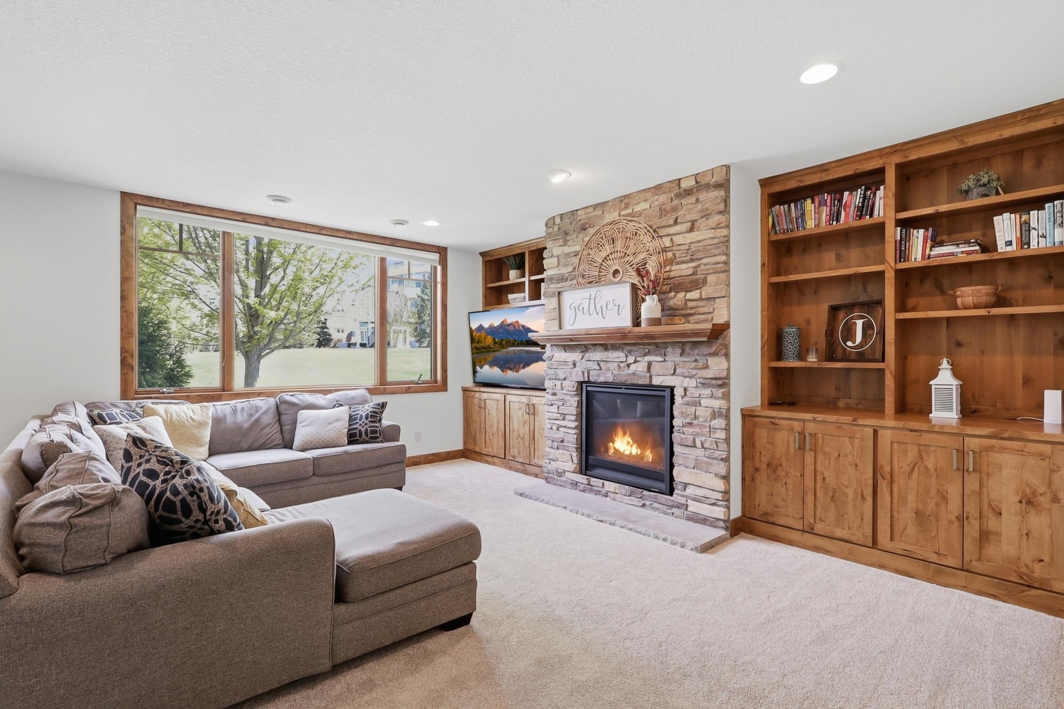 4435 Bluebell Trail S