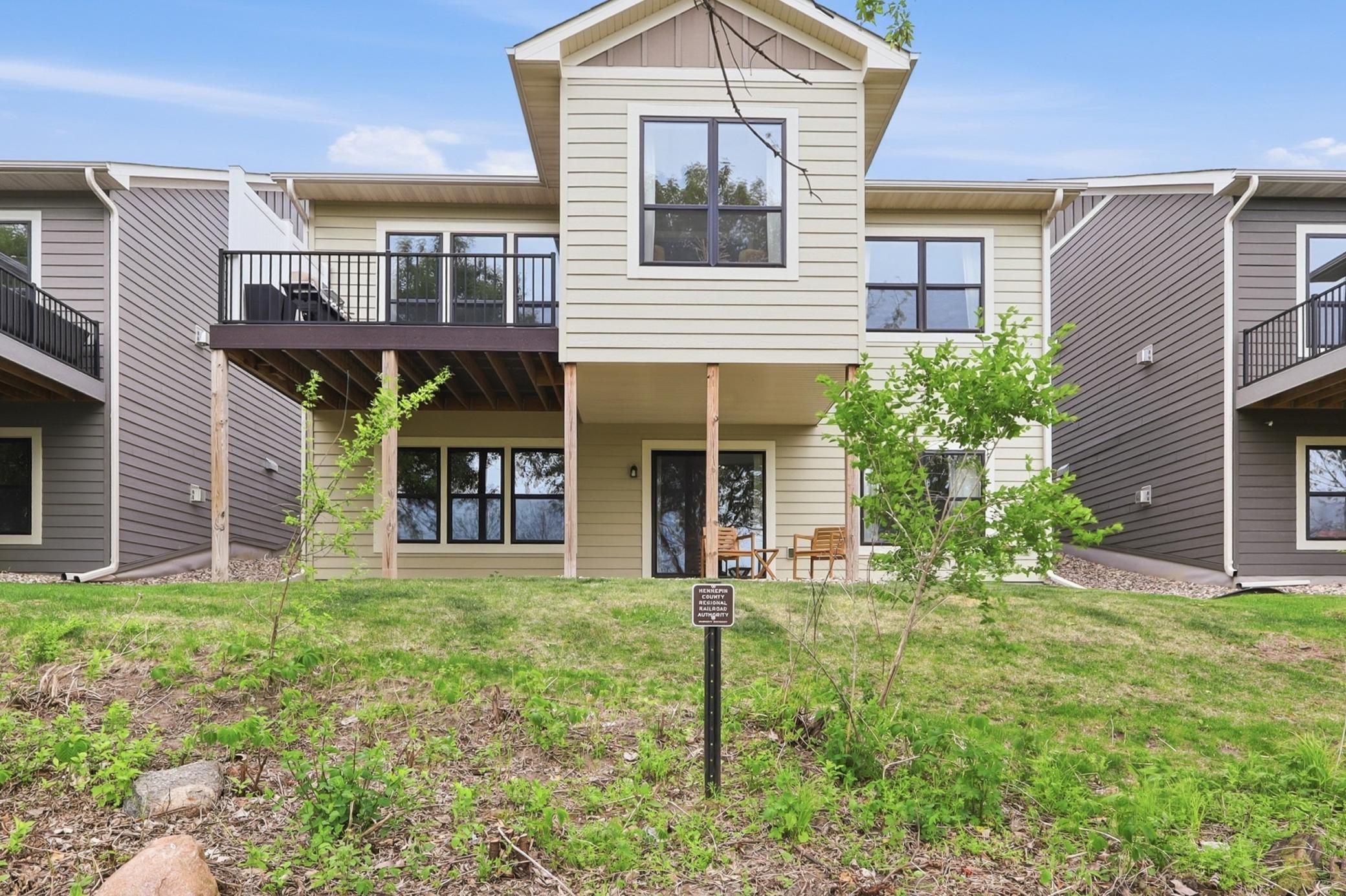 16383 Glory Lane