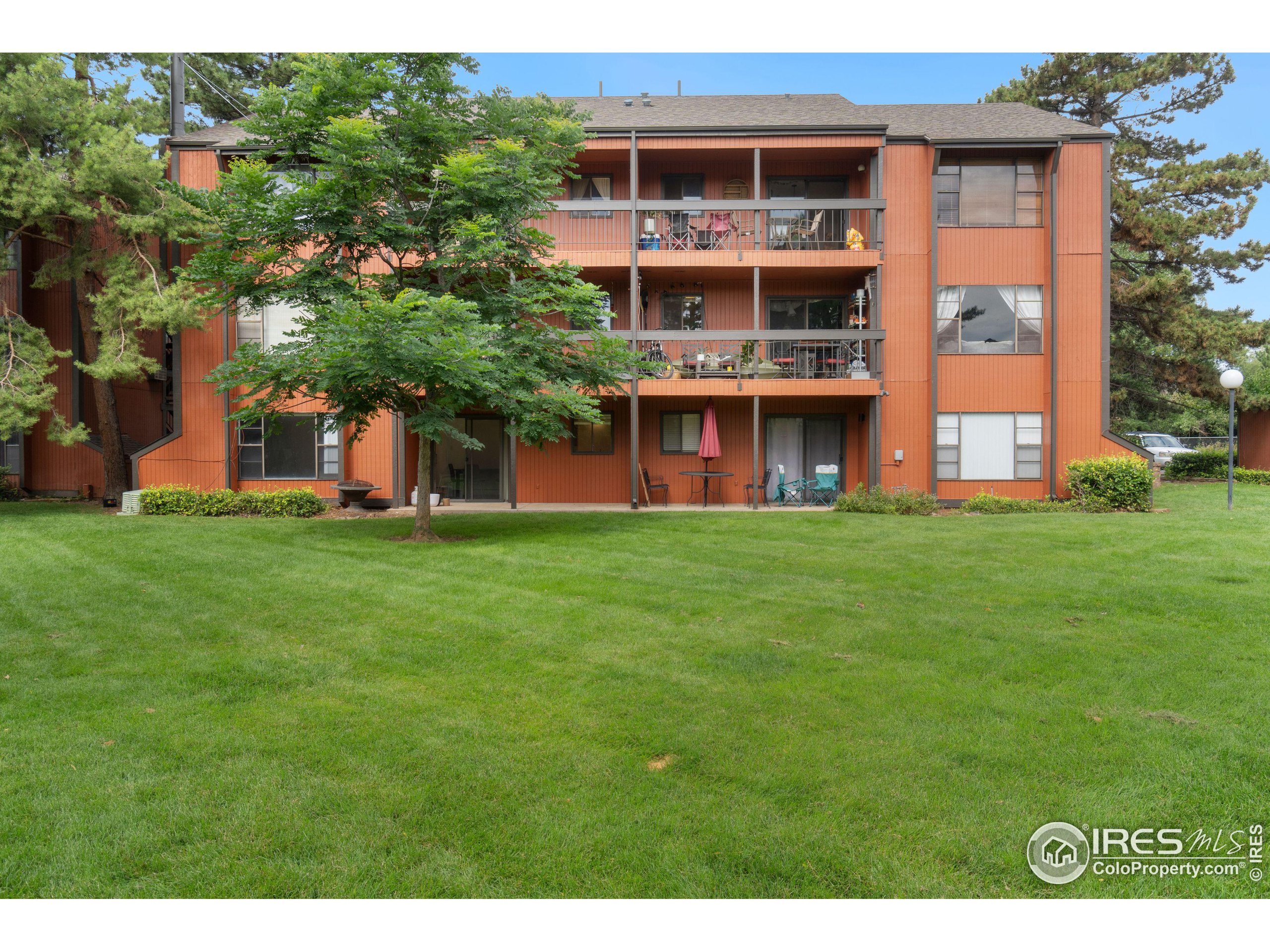 1625 W Elizabeth St D-1