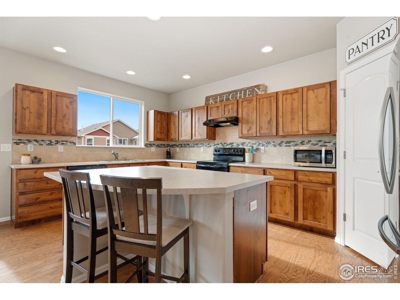1803 Sunset Vista Dr
