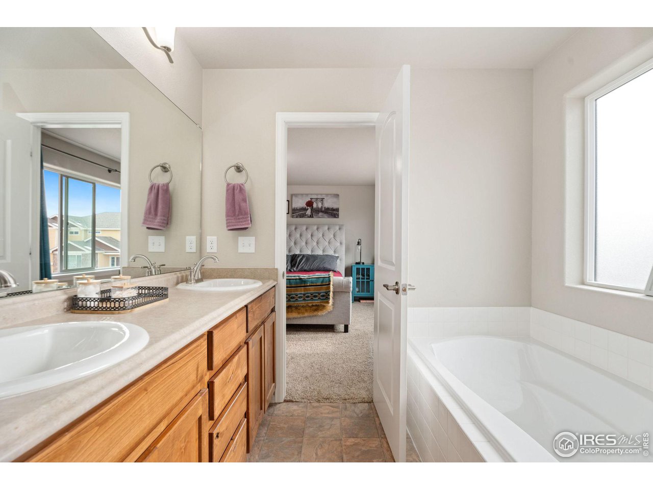1803 Sunset Vista Dr