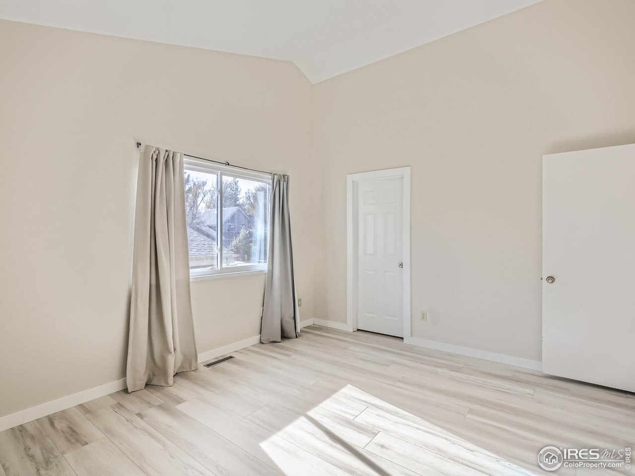 942 Sailors Reef
