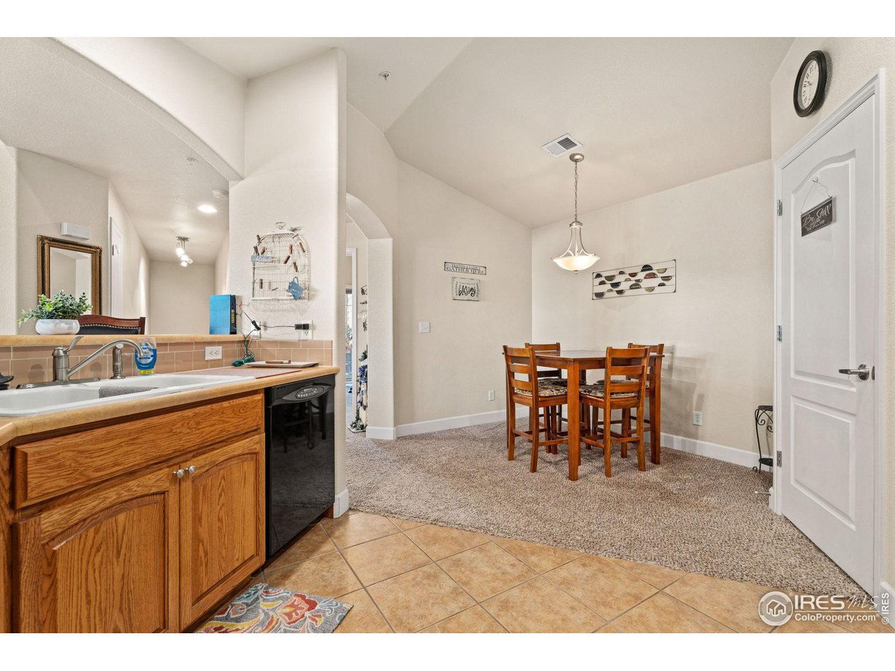 4101 Crittenton Ln 205U