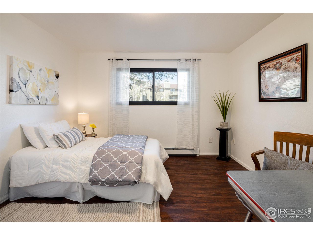 645 Manhattan Pl 111