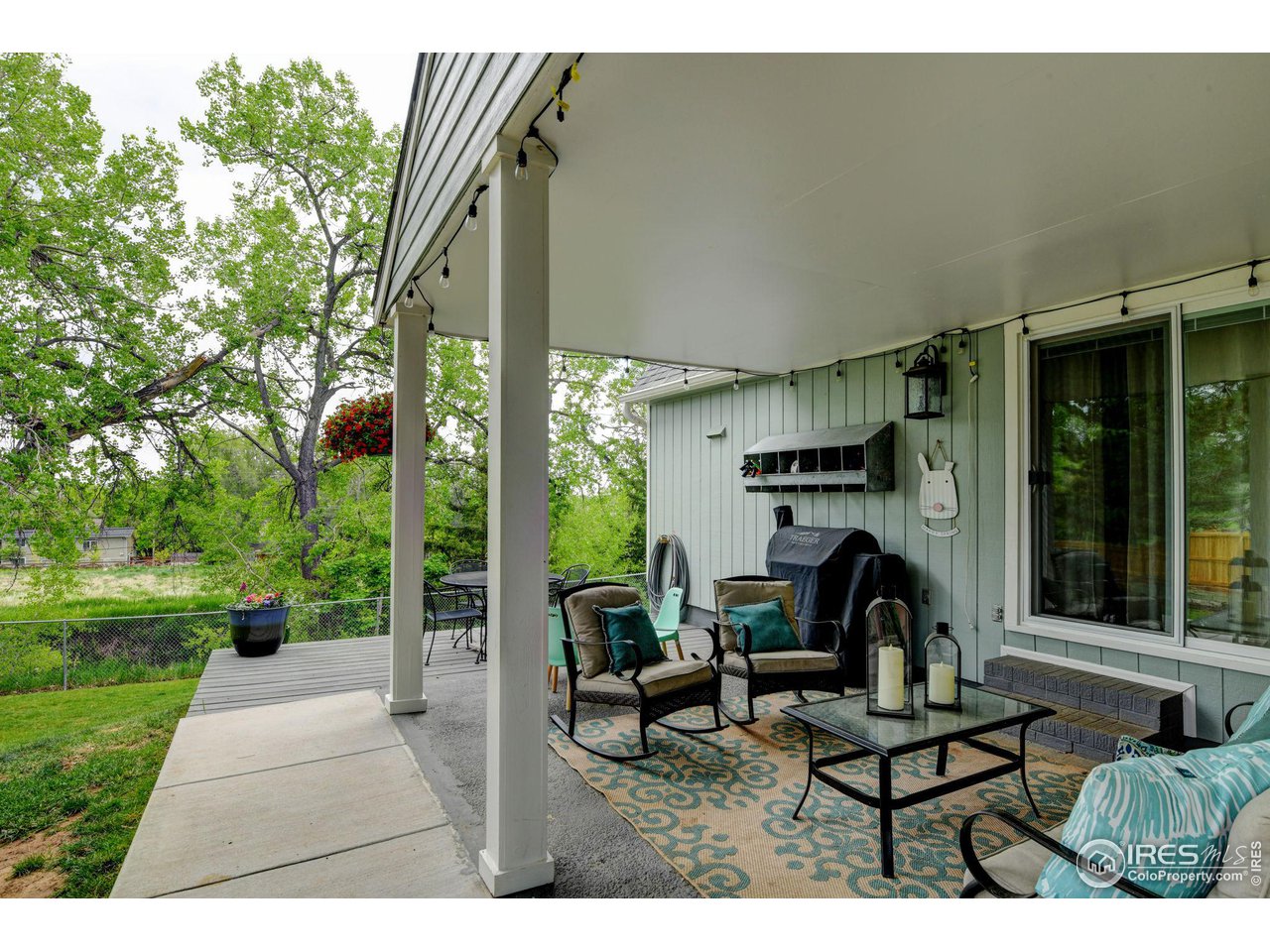 1512 Sunnyside Dr