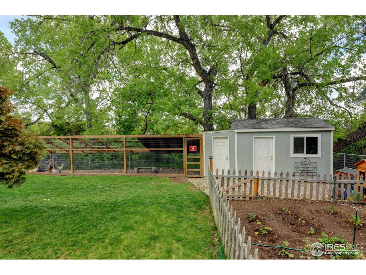 1512 Sunnyside Dr