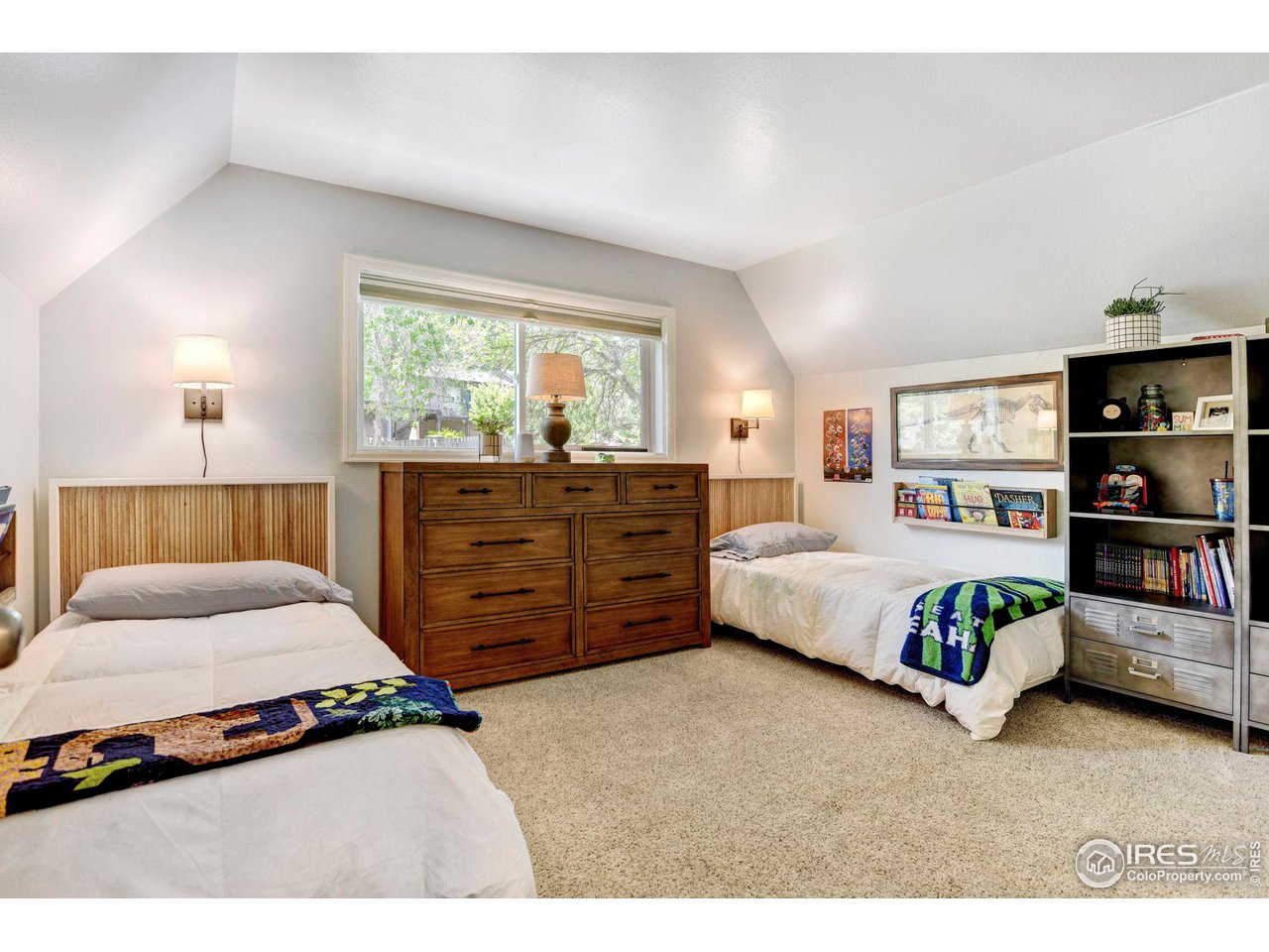 1512 Sunnyside Dr