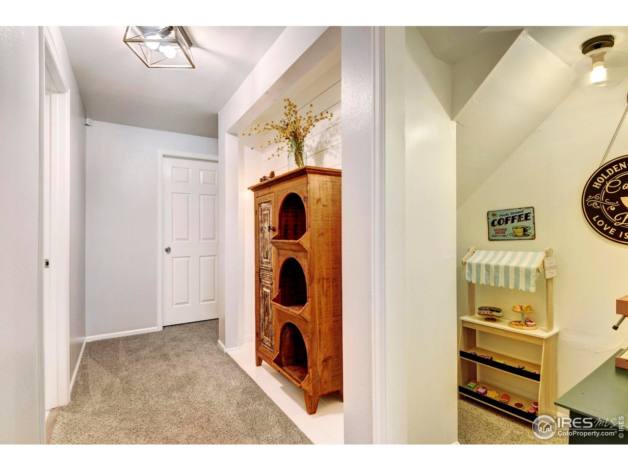 1512 Sunnyside Dr