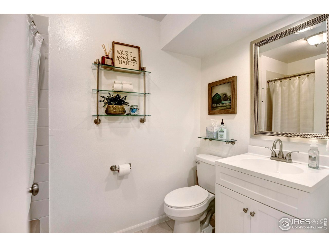 1512 Sunnyside Dr
