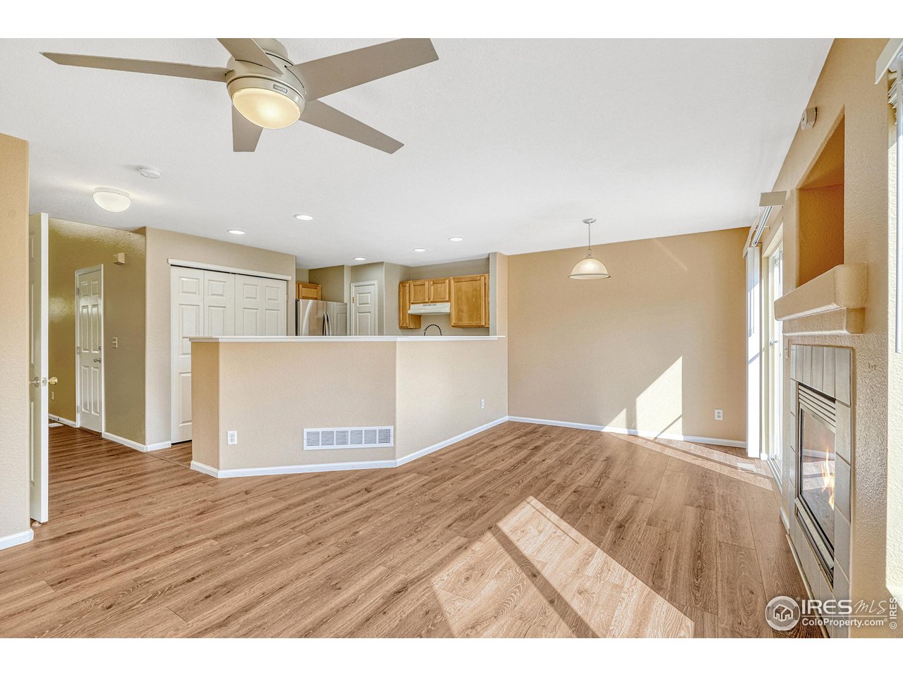 4017 Three Bridges Ct