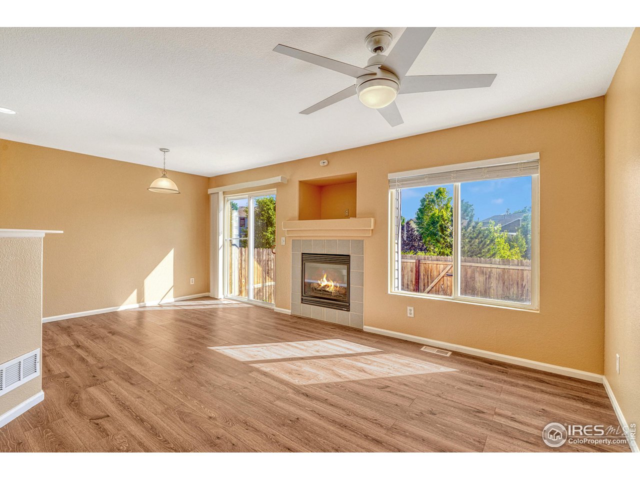 4017 Three Bridges Ct