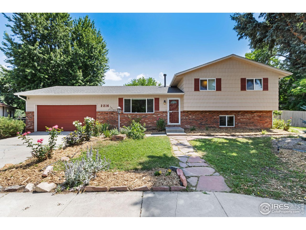 2216 Scotch Pine Ct