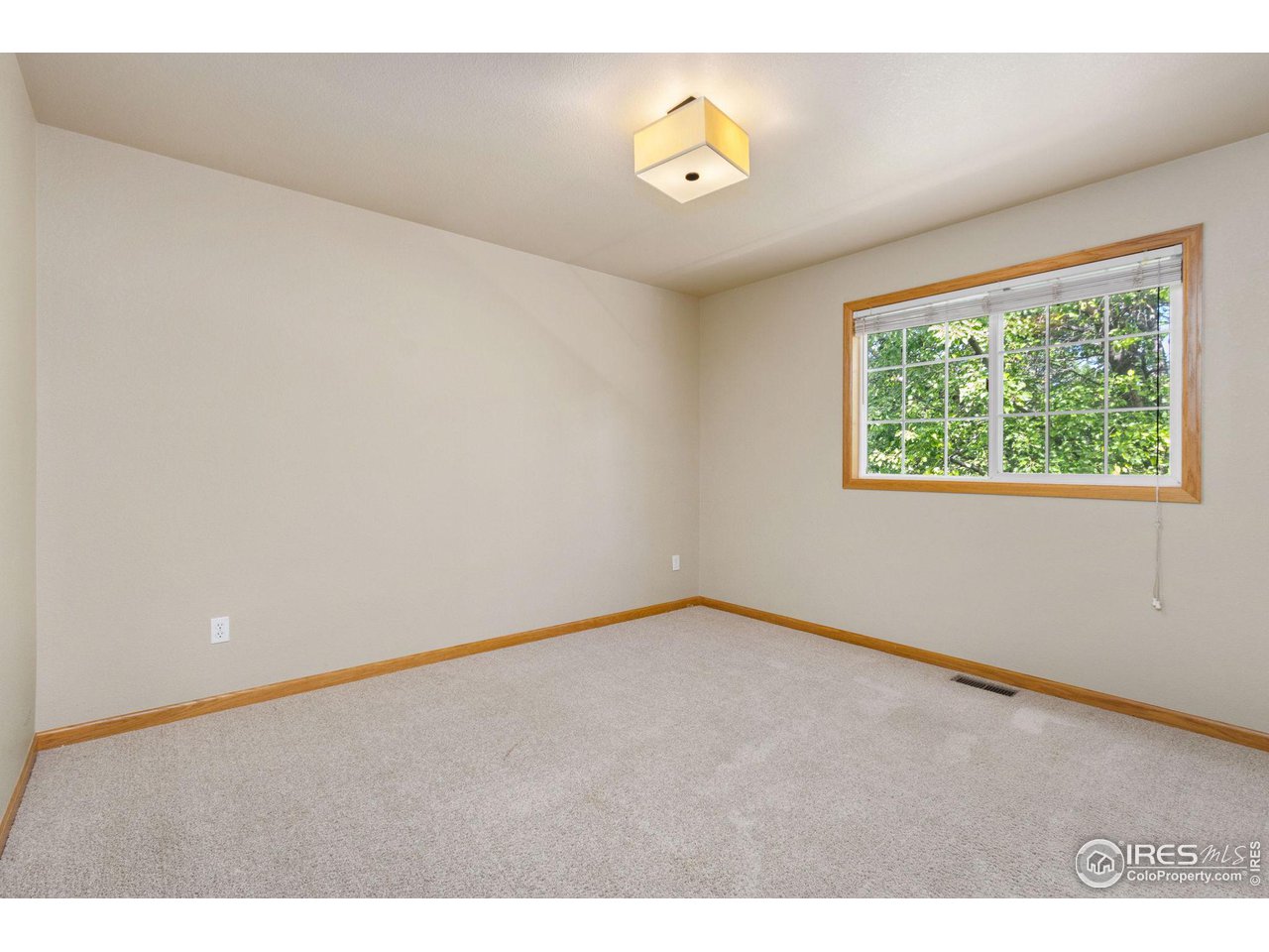 5151 Boardwalk Dr Q-1