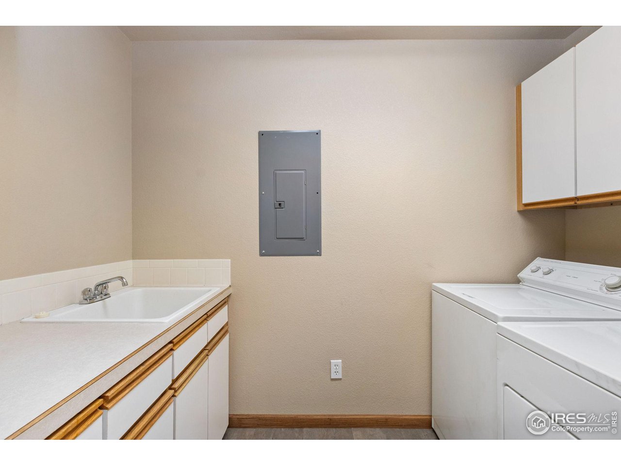 5151 Boardwalk Dr Q-1