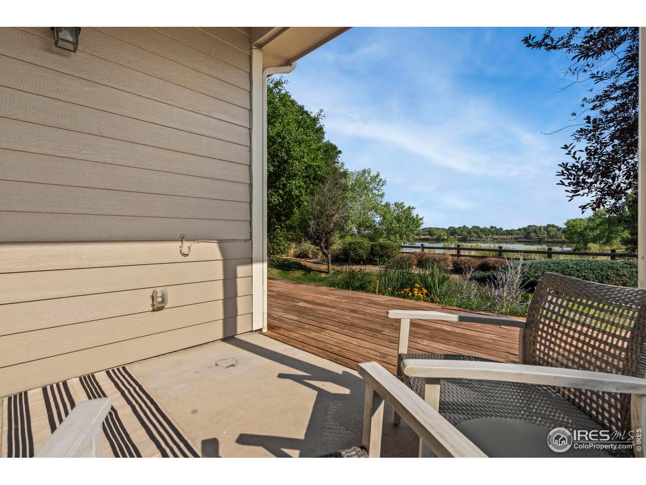 702 Cairnes Dr C-7