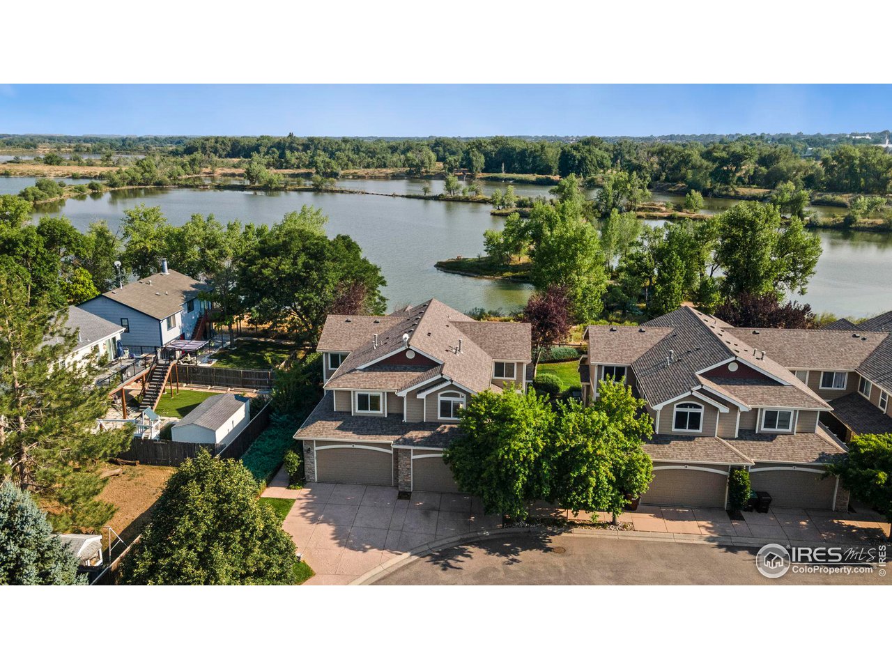 702 Cairnes Dr C-7