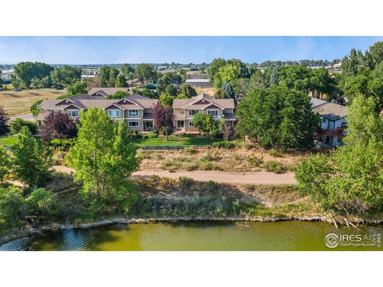 702 Cairnes Dr C-7