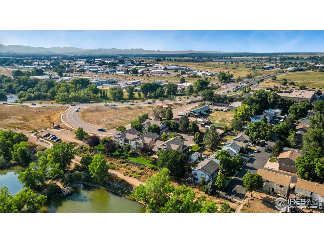 702 Cairnes Dr C-7