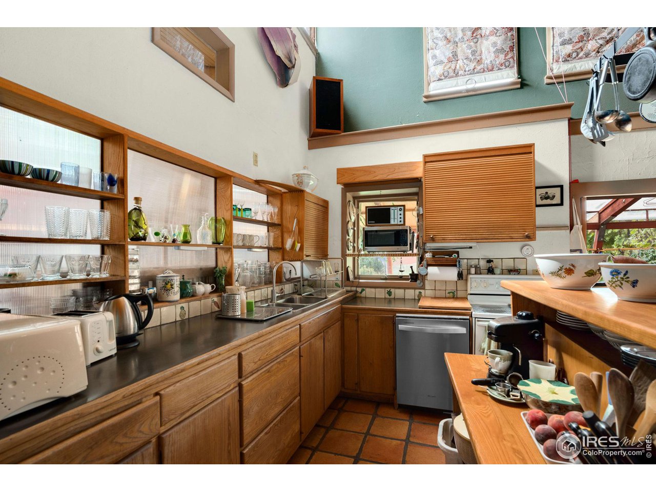 6410 Placer Ct