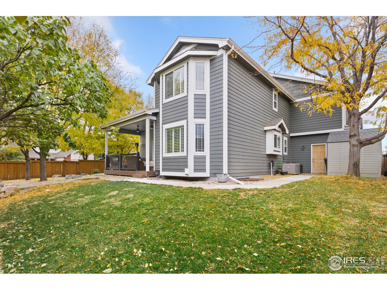1220 Woodview Pl