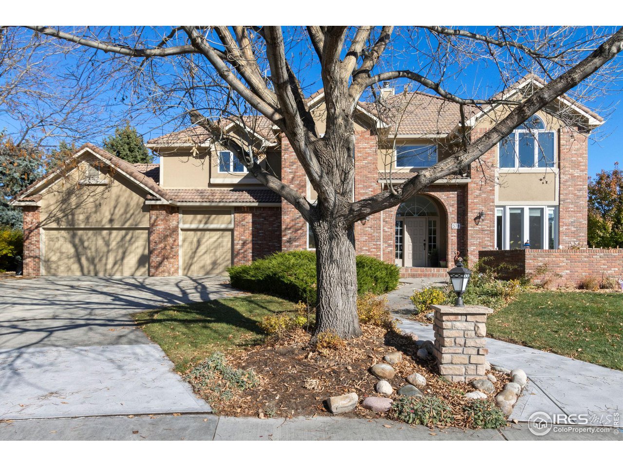 378 High Pointe Dr
