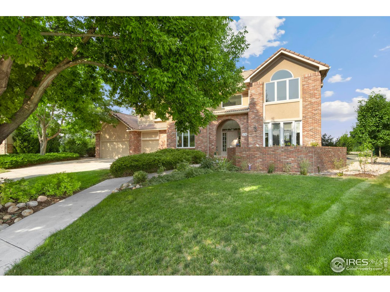 378 High Pointe Dr
