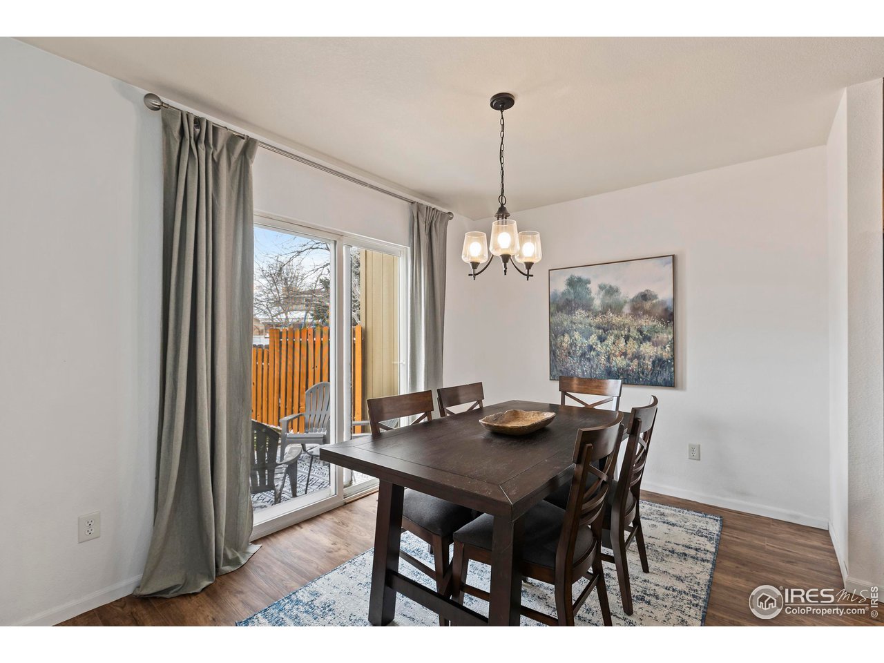 800 2nd St