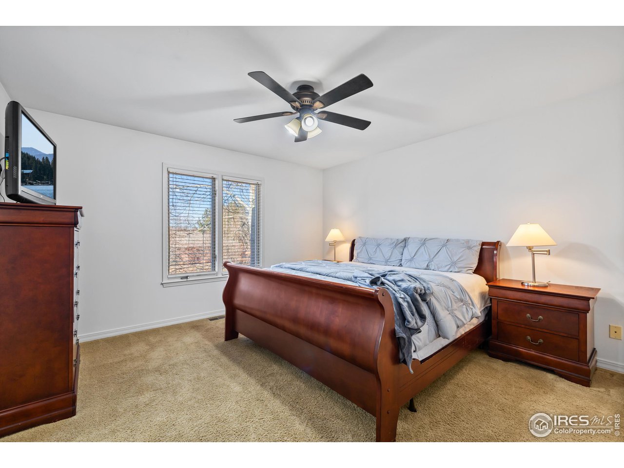 813 Whitehall Ct