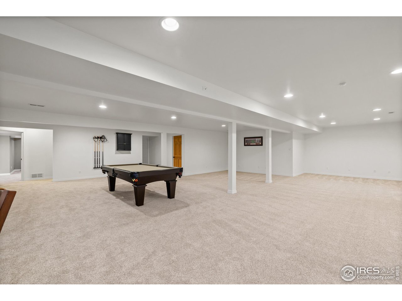 813 Whitehall Ct
