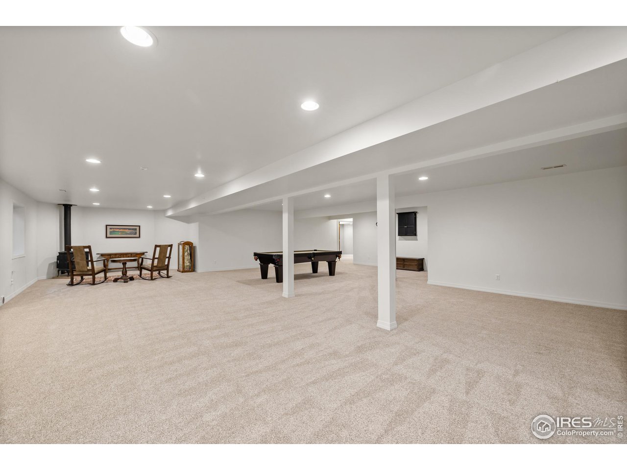 813 Whitehall Ct