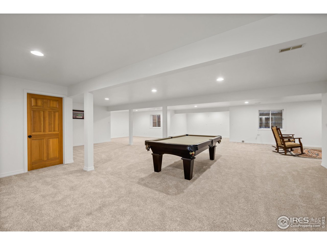 813 Whitehall Ct